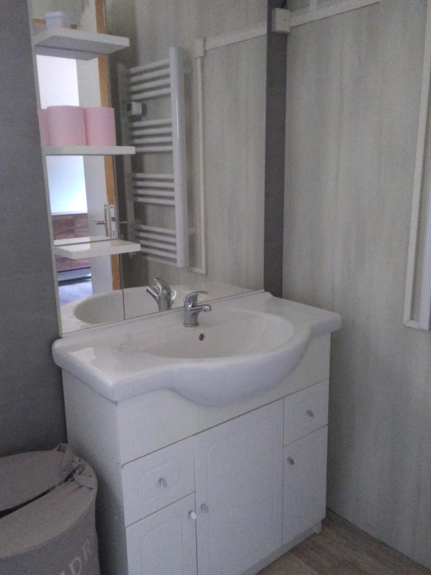 Maison De Ville - Proche Le Pal Diou  Ngoại thất bức ảnh